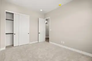 1000 Ontario Place NE View