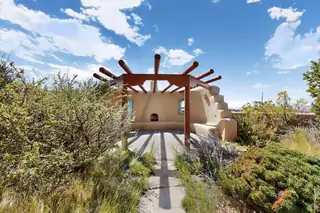 25 FIRST MESA Court View