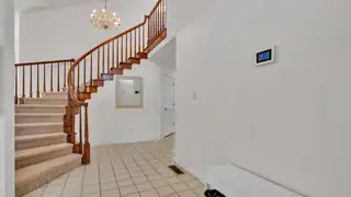 8720 MADRE Avenue NE 