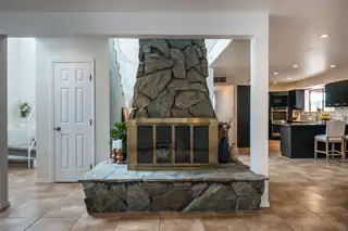 12701 CALLE CEREZA NE 