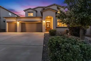 1110 GRACE Street NE 