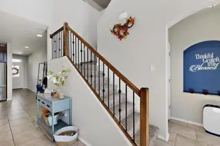 1110 GRACE Street NE 