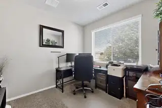 1110 GRACE Street NE 