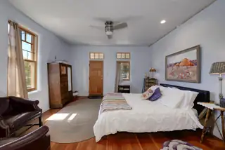 1913 LOMAS Boulevard NW Bedroom