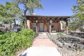 1913 LOMAS Boulevard NW Exterior Front