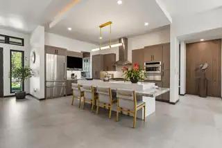 1004 Cottonwood Place NW Kitchen