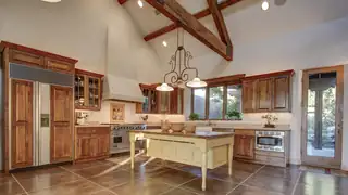 348 White Oaks Drive NE Kitchen