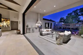 204 Lavender Place NE 