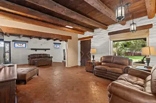 1504 LUCYLE Place NW Living Room