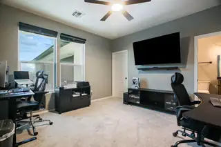 6809 Japura Court NE Home Office