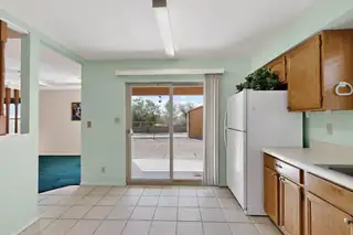 6286 ROADRUNNER Loop NE Kitchen