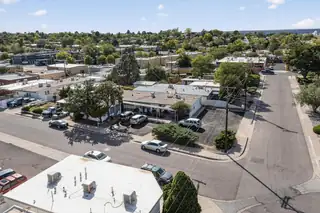 301 GRACELAND Drive SE C 