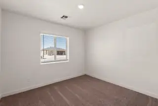 811 Calle de las Rosas 