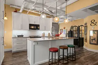 219 CENTRAL Avenue NW 409 Kitchen