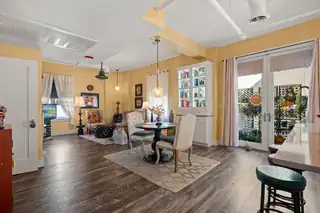 219 CENTRAL Avenue NW 409 Living Room