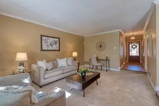 7212 CARRIAGE Road NE Living Room