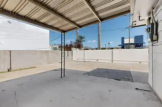 5001 DOUGLAS MACARTHUR Road NE Patio