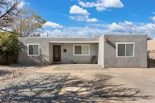217 ESPEJO Street NE, Albuquerque