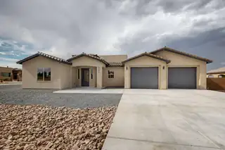 8009 MARIGOLD Drive NW, Albuquerque