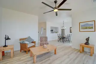 725 SILVER Court NE Living Room