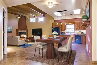 10120 ARROYO CREST Drive NW 