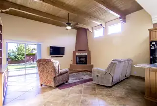 10120 ARROYO CREST Drive NW 