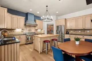 9005 4TH Street NW Kitchen