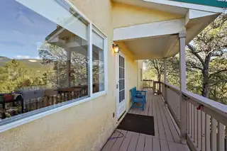 2 Cedar Hill Place Patio