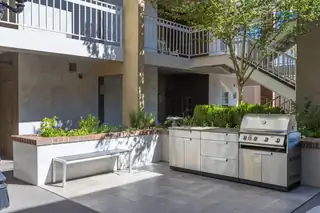 1325 PARK Avenue SW 207 