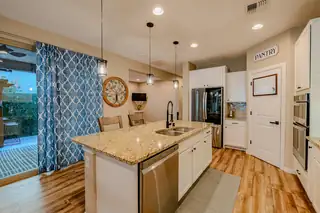 4119 SUMAC Drive NW Kitchen