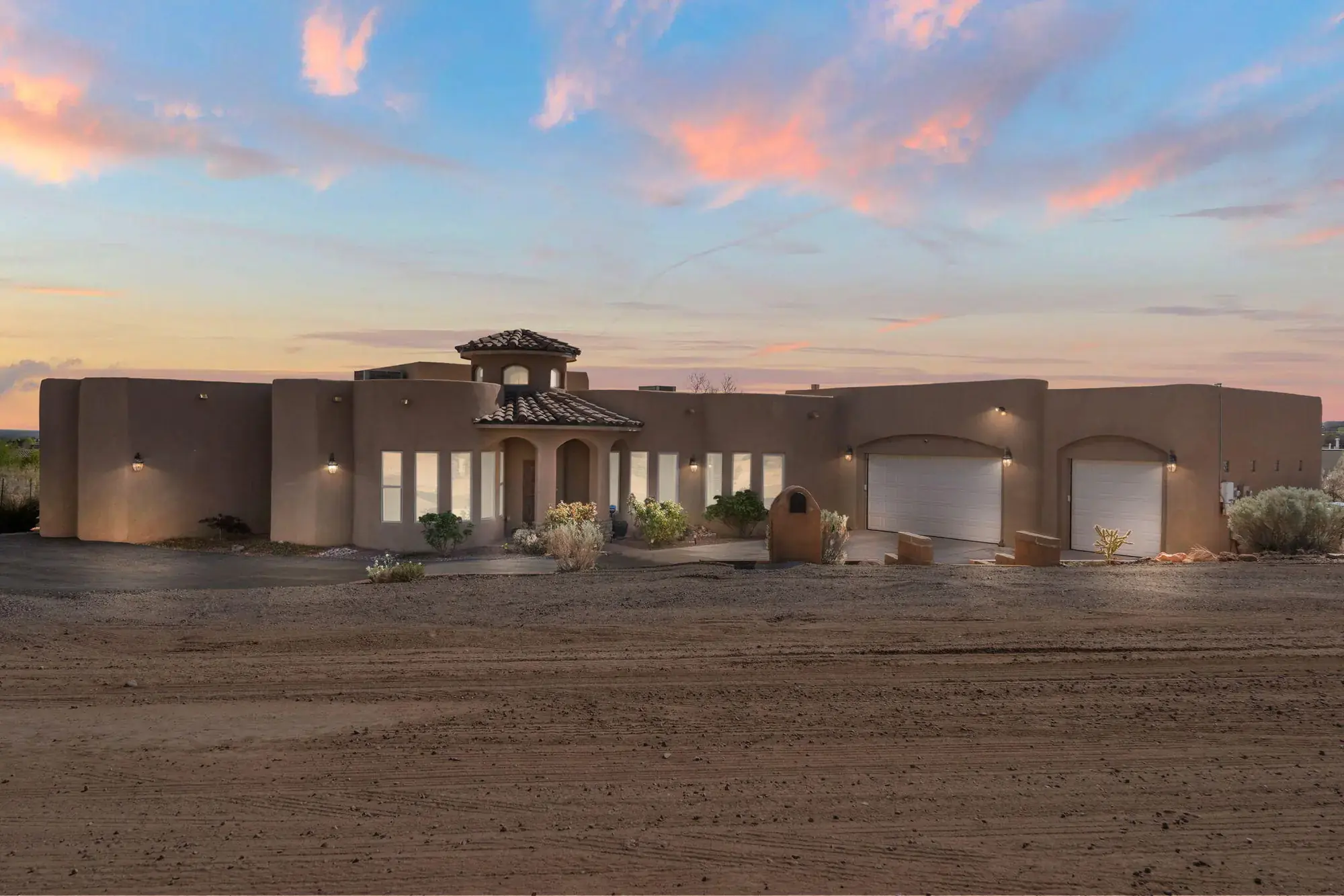 5720 RIO LAMA Road NE