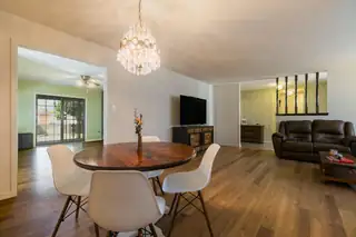 3805 CAMINO DON DIEGO NE Living Room