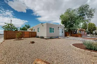 4724 CREST Avenue SE 