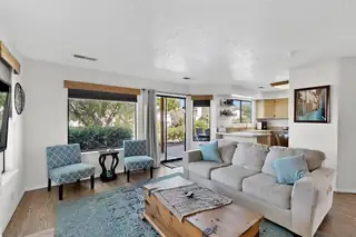 7809 OAKLAND Avenue NE Living Room