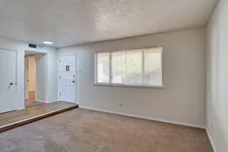 11720 GOLDEN GATE Avenue NE 