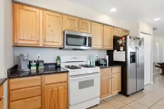 4516 QUARTZ Drive NE Kitchen