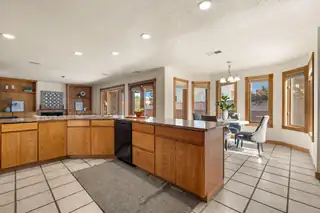 8509 ALAMEDA Boulevard NE Kitchen