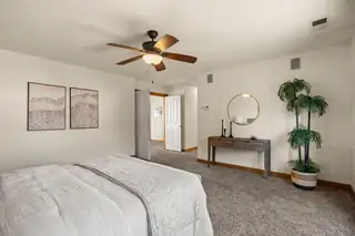 8509 ALAMEDA Boulevard NE Bedroom