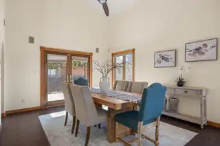 8509 ALAMEDA Boulevard NE Dining Room