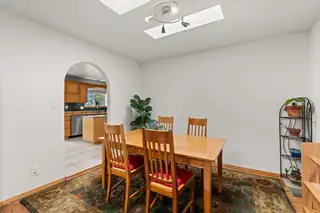 609 MARK Drive NE Dining Room