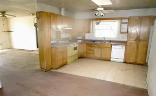 300 WISCONSIN Street 