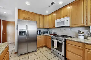 8705 TIERRA ALEGRE Drive NE Kitchen