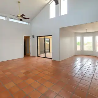 304 GREENSPOINT Lane Living Room