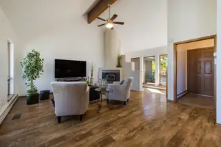 17 PRAIRIEWIND Trail Living Room