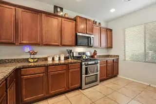 11024 BOWIE Road SW Kitchen