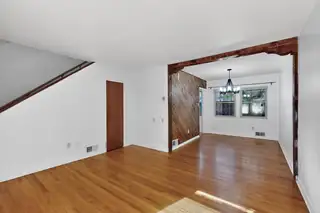 1405 SAN CARLOS Road SW 10 Living Room