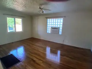 1230 Montrose Place SW 