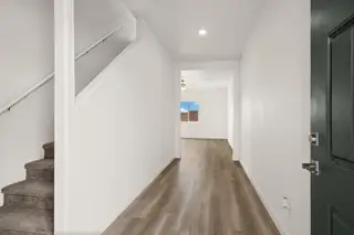 1644 Saddleback Trail NE 