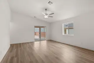 1633 Saddleback Trail NE Living Room