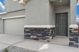 1628 Saddleback Trail NE 